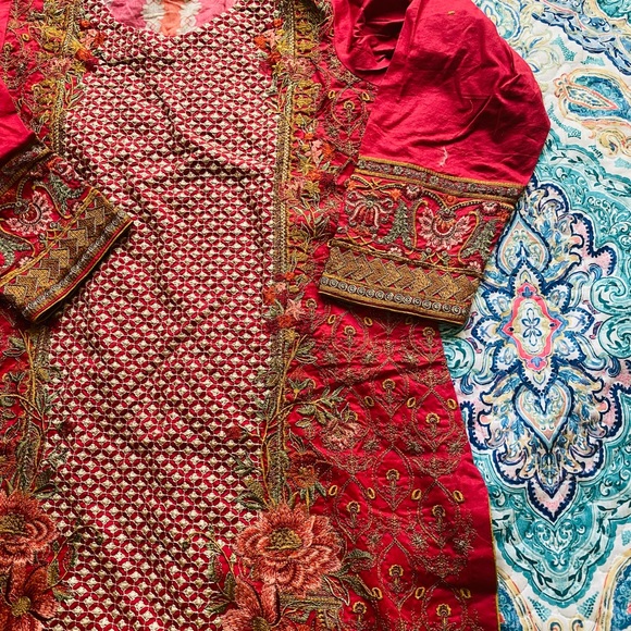 Pakistani brand new 3 picec full embroidery dress size medium to large - Picture 4 of 8